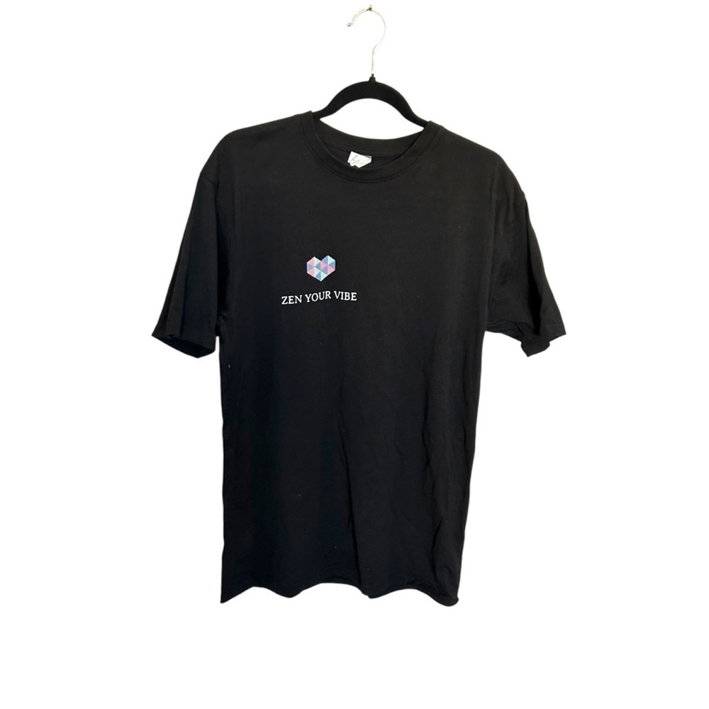 Men’s Zen Your Vibe Crewneck Cotton Tee in Black/Blue Size L